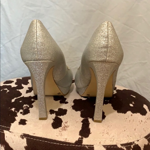 Gianni Bini Silver Glitter Heels - Picture 3 of 6